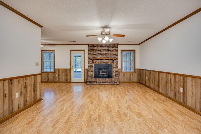 7085 Meeting House Road, Dalzell, SC 29040