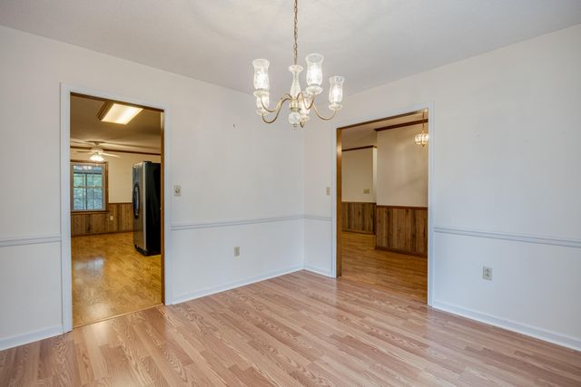 7085 Meeting House Road, Dalzell, SC 29040