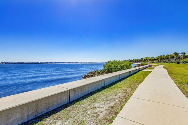 301 S Palmway 3, Lake Worth Beach, FL 33460