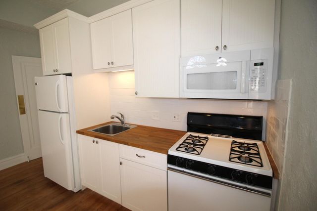 301 S Palmway 3, Lake Worth Beach, FL 33460