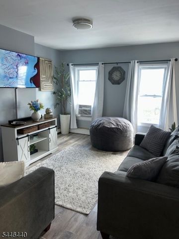216 Inslee Pl 2, Elizabeth City, NJ 07206