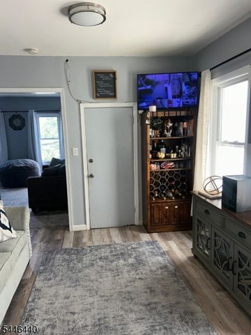 216 Inslee Pl 2, Elizabeth City, NJ 07206