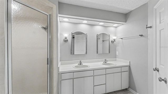 6625 FORESTWOOD DRIVE W, Lakeland, FL 33811