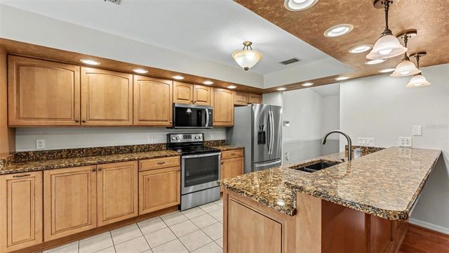 6625 FORESTWOOD DRIVE W, Lakeland, FL 33811