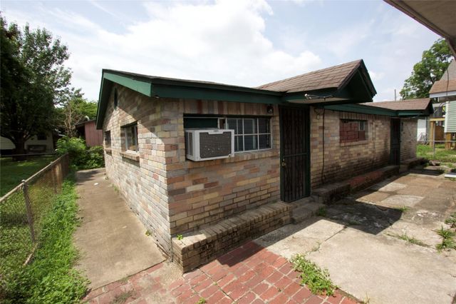 4604 Octavia Street, Houston, TX 77026