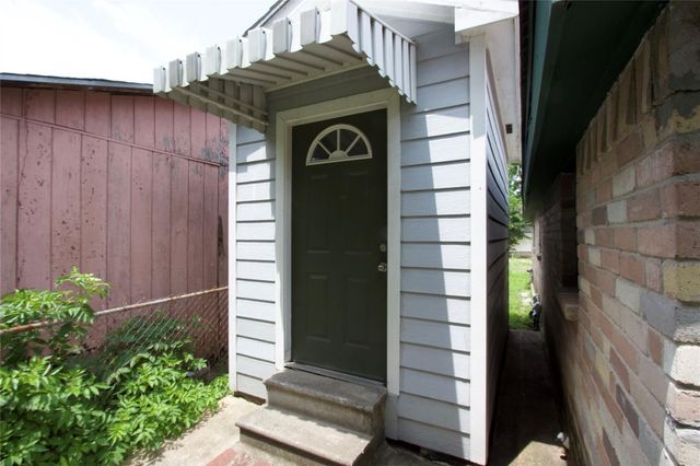 4604 Octavia Street, Houston, TX 77026