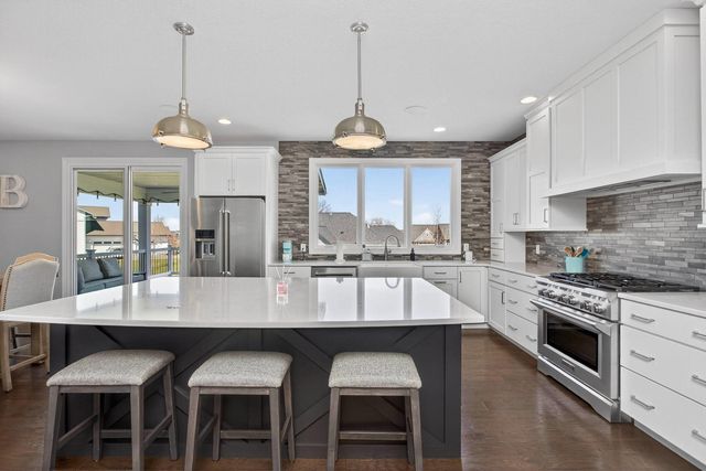 4728 Red Oak Court, Bettendorf, IA 52722