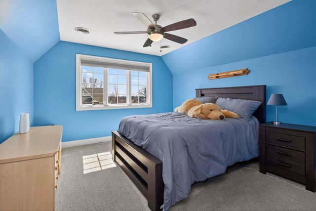 4728 Red Oak Court, Bettendorf, IA 52722