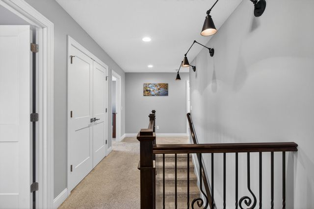 4728 Red Oak Court, Bettendorf, IA 52722