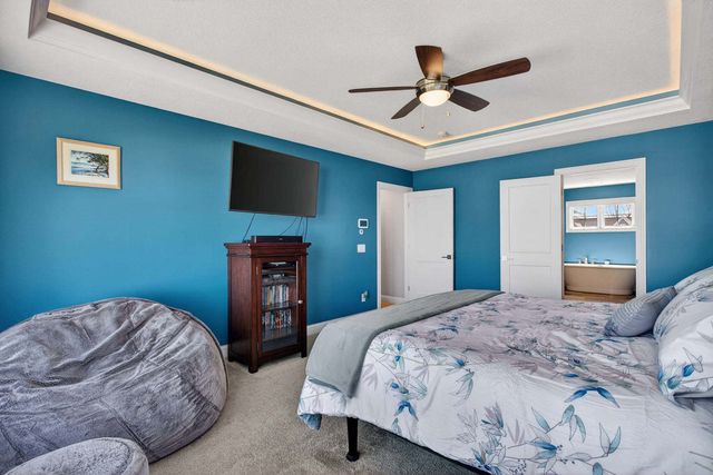 4728 Red Oak Court, Bettendorf, IA 52722