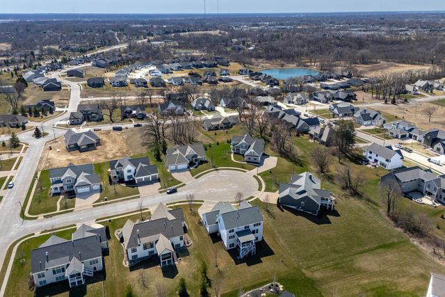 4728 Red Oak Court, Bettendorf, IA 52722