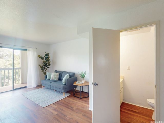 98-640 Moanalua Loop 2040, Aiea, HI 96701