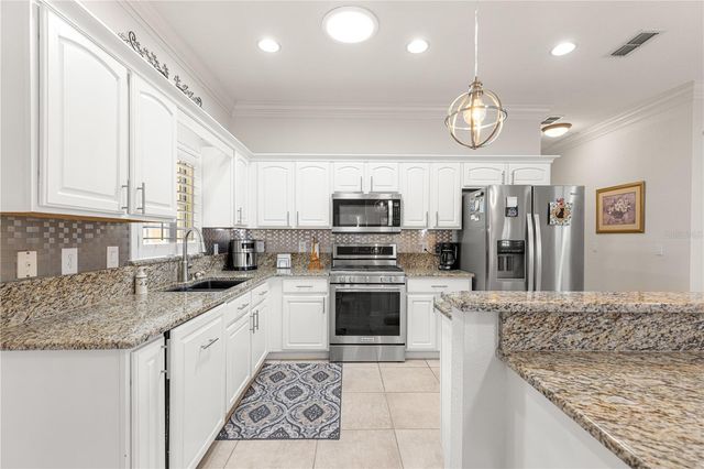 8306 SW 79TH CIRCLE, Ocala, FL 34476