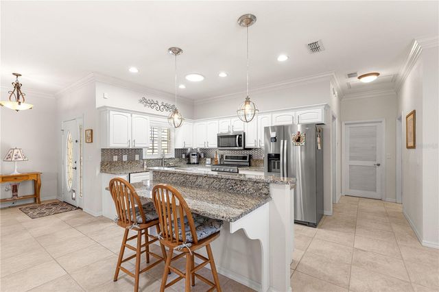 8306 SW 79TH CIRCLE, Ocala, FL 34476