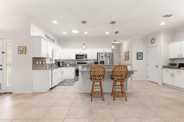 8306 SW 79TH CIRCLE, Ocala, FL 34476