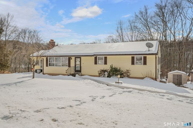 237 South Road, Bozrah, CT 06334