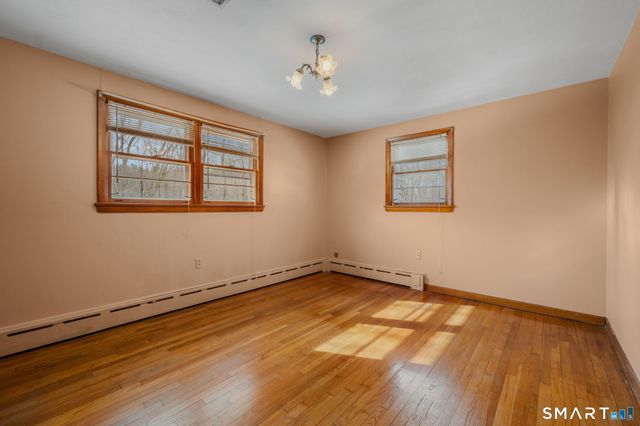 237 South Road, Bozrah, CT 06334