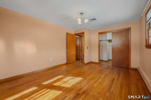 237 South Road, Bozrah, CT 06334