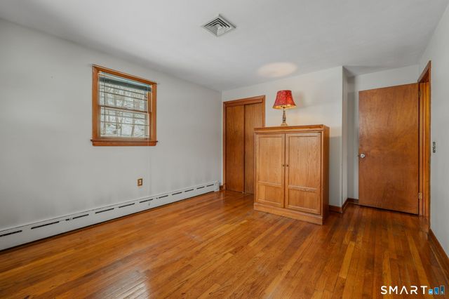 237 South Road, Bozrah, CT 06334