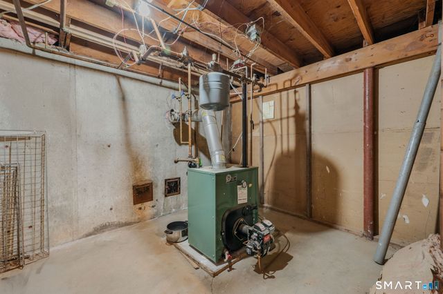 237 South Road, Bozrah, CT 06334