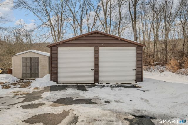 237 South Road, Bozrah, CT 06334