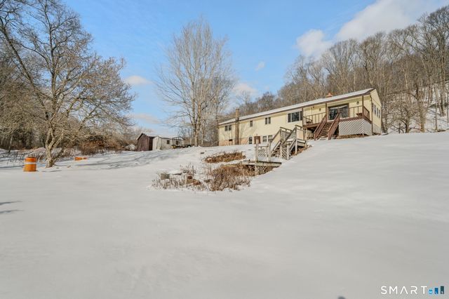 237 South Road, Bozrah, CT 06334