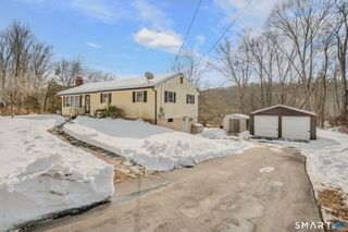 237 South Road, Bozrah, CT 06334