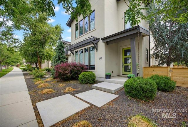 2740 S Honeycomb Way, Boise, ID 83716