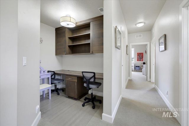 2740 S Honeycomb Way, Boise, ID 83716