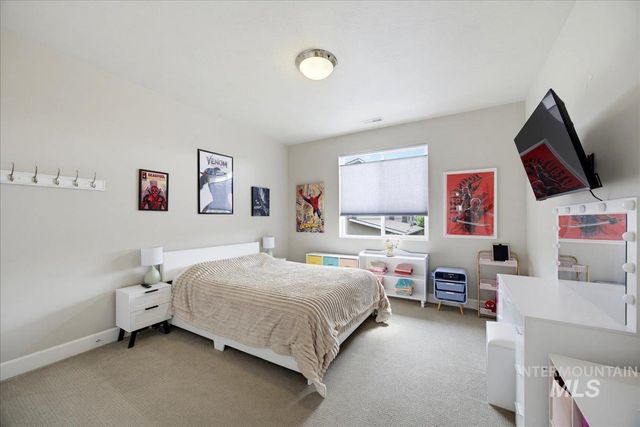 2740 S Honeycomb Way, Boise, ID 83716