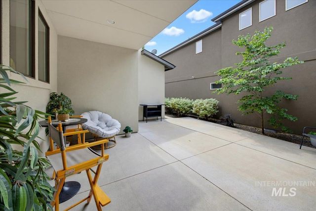 2740 S Honeycomb Way, Boise, ID 83716