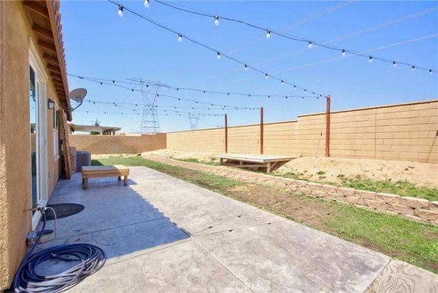 15826 Wyburn Lane, Victorville, CA 92394
