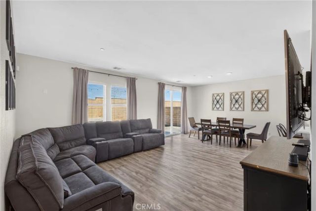 15826 Wyburn Lane, Victorville, CA 92394