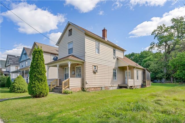 319 S Jackson Street, Youngstown, OH 44506