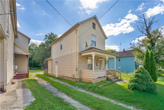 319 S Jackson Street, Youngstown, OH 44506
