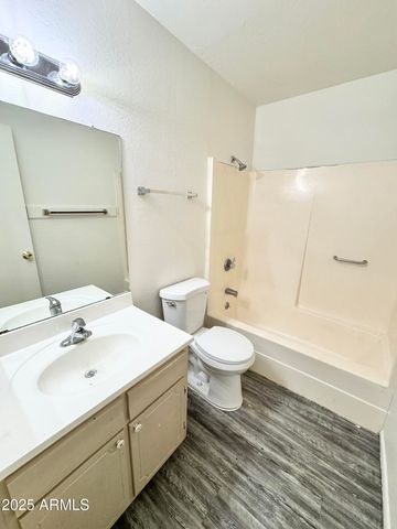 4520 W HATCHER Road, Glendale, AZ 85302