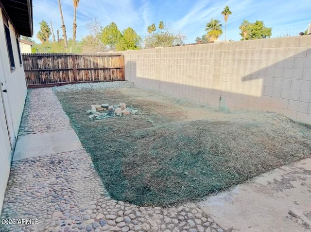 4520 W HATCHER Road, Glendale, AZ 85302