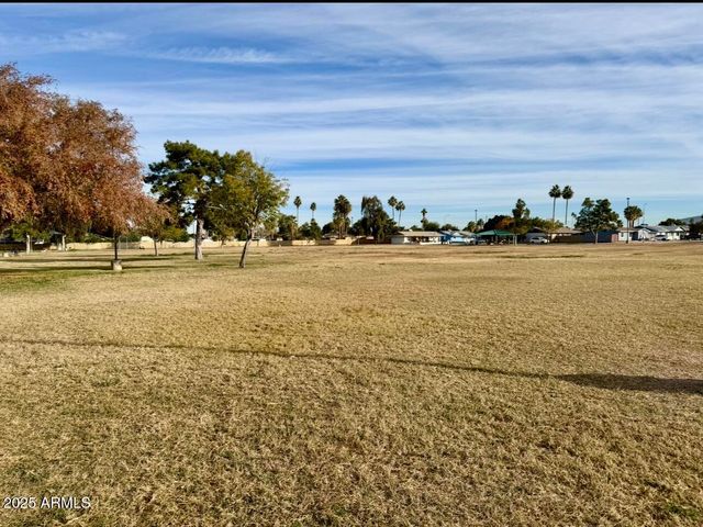 4520 W HATCHER Road, Glendale, AZ 85302