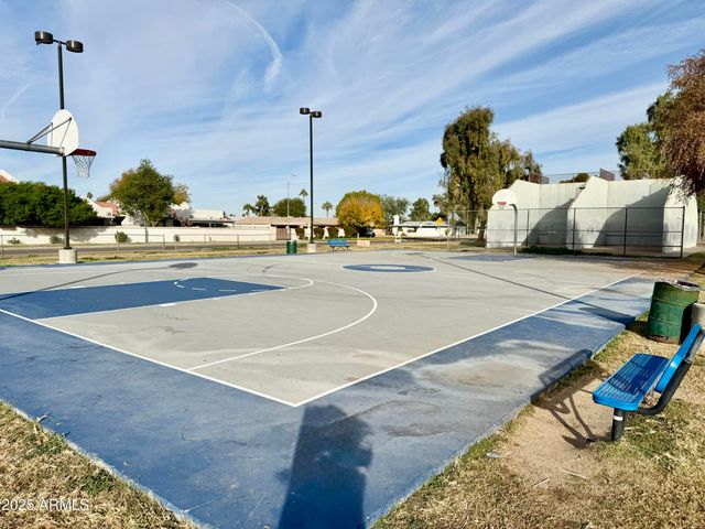 4520 W HATCHER Road, Glendale, AZ 85302