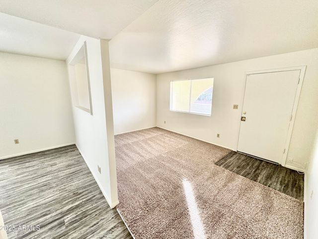 4520 W HATCHER Road, Glendale, AZ 85302