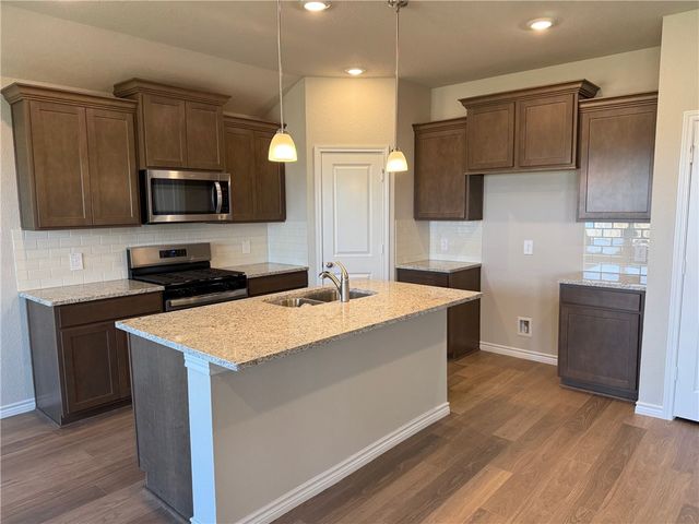 1225 Watkins Way, College Station, TX 77845