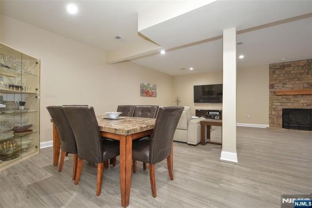 3 Skyview Drive, North Haledon, NJ 07508