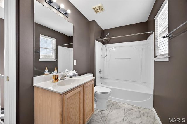 161 Bayhill Village Drive, O'fallon, MO 63368