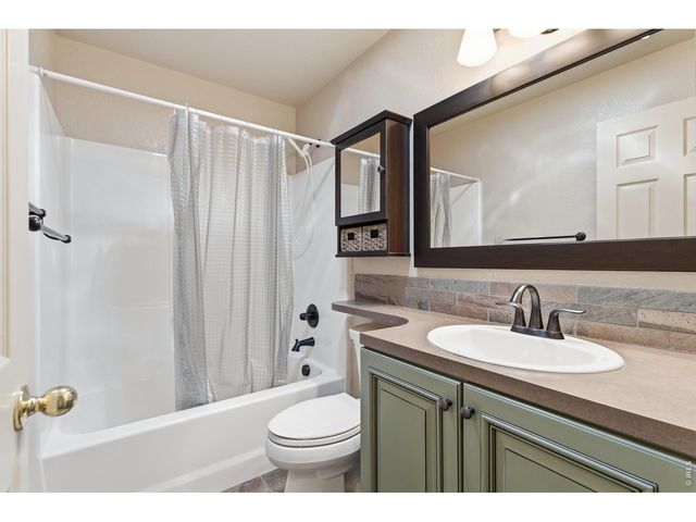 277 Sand Grouse Dr, Loveland, CO 80537