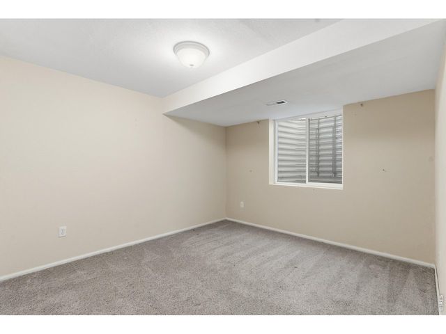 277 Sand Grouse Dr, Loveland, CO 80537