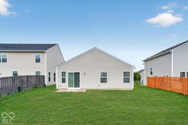 5771 White Pine Road, Whitestown, IN 46075