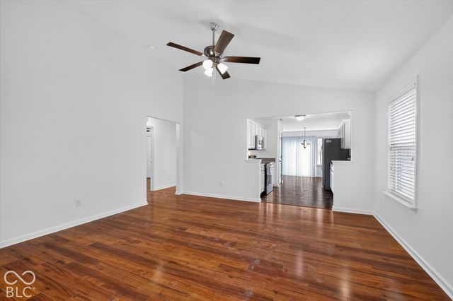 5771 White Pine Road, Whitestown, IN 46075