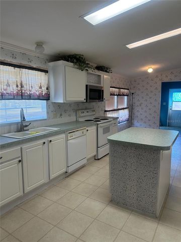 1814 WINCHESTER COURT S, St Cloud, FL 34771