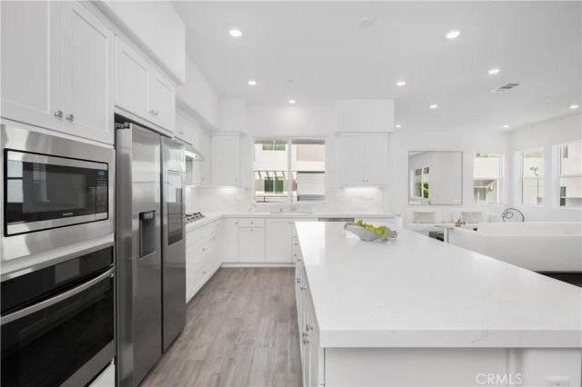 27225 Cranmore 101, Valencia, CA 91381