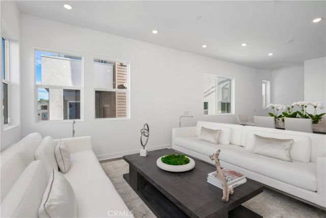 27225 Cranmore 101, Valencia, CA 91381
